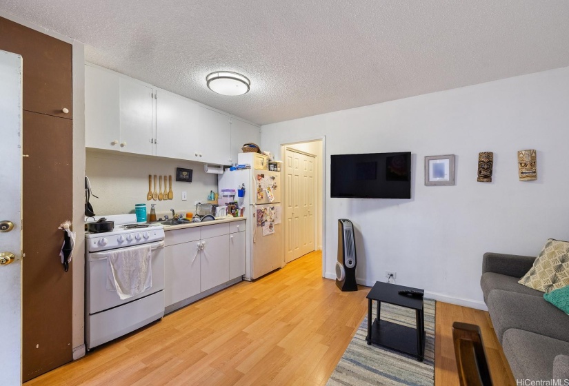 1 Bed Unit Kitchen