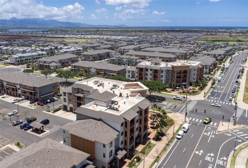 View of the exterior of the Kohina at Ho'opili building and neighborhood.