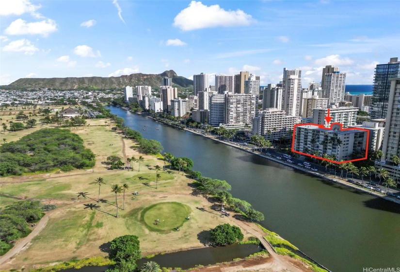 Ala Wai Palms, close promixity to Diamond Head and Kapiolani Park