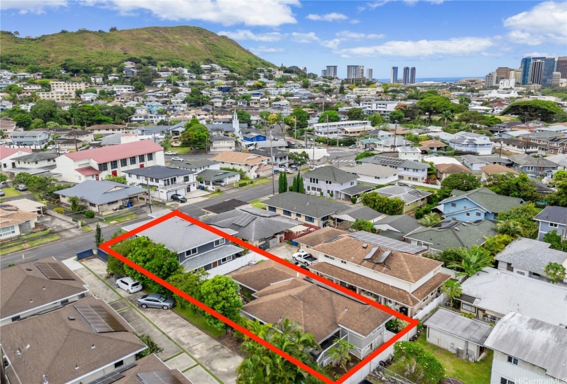 2134 & 2136 Kanealii Ave