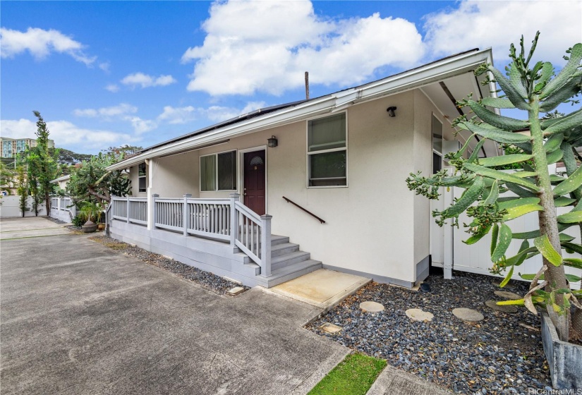 2138-B Kanealii Ave