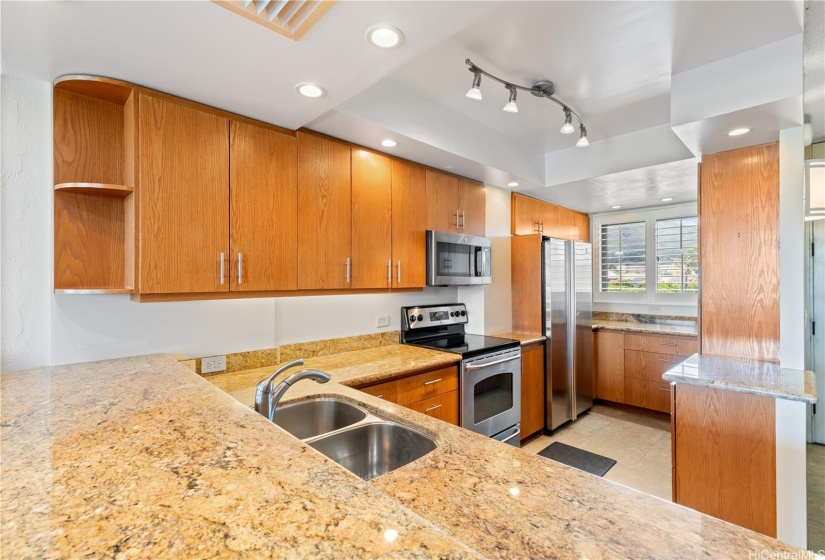 Beautifully remodeled kitchen