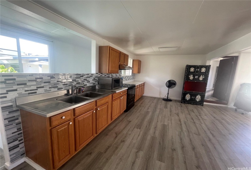 front house kitchen