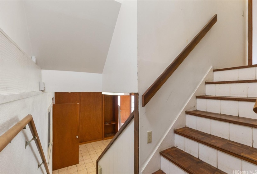 Internal access stairways between the upstairs and downstairs additions