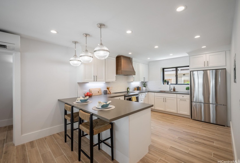 2nd dwelling: main floor