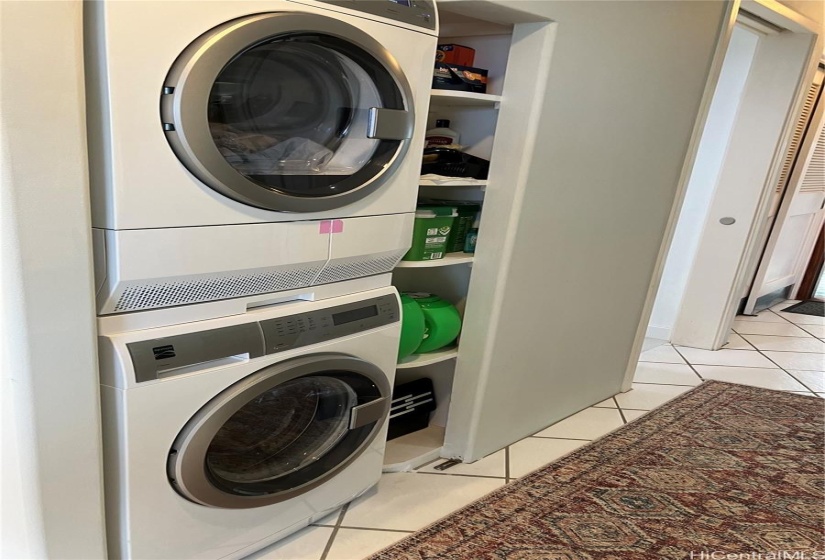 Kenmore Bosch stack washer dryer