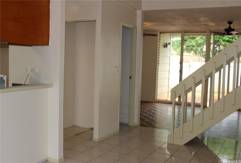 Open layout of the kitchen, dining and living room downstairs.