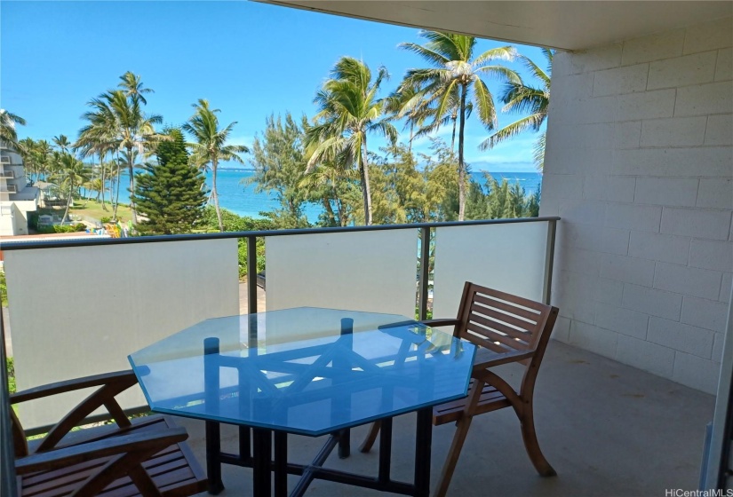 Patio/Deck over looking the ocean