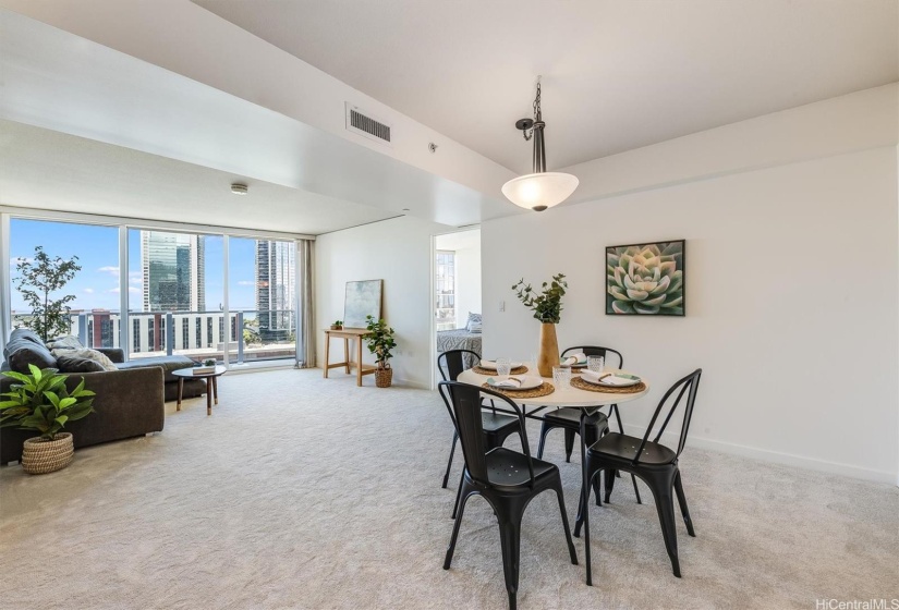 Very spacious living room & dining area