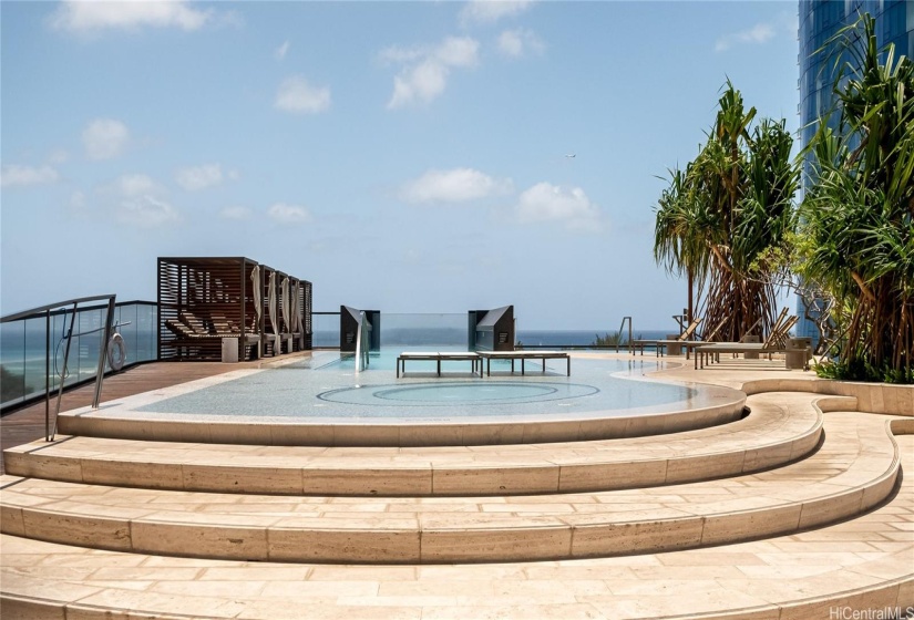 Step into the famous cantilevered pool at Anaha with the hot tub adjacent.