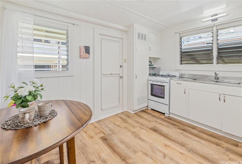 Cottage Kitchen