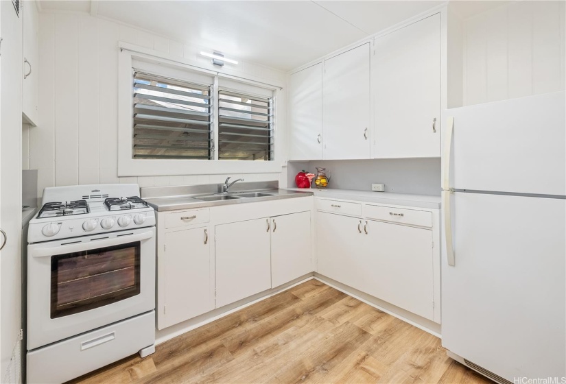 Cottage Kitchen