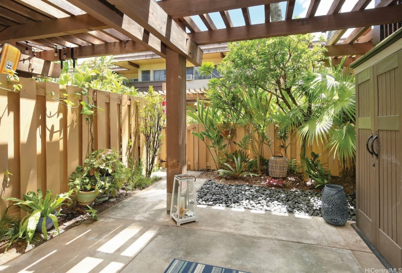 Great tropical private lanai