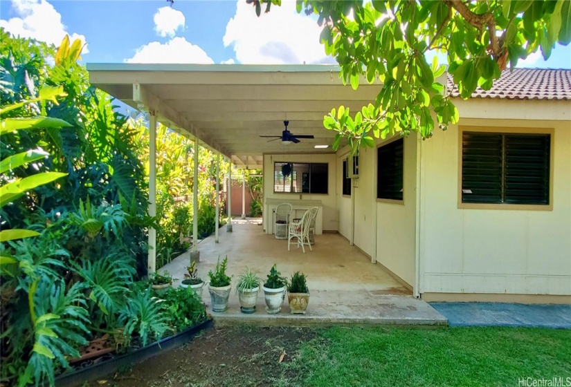 Large Back Patio Off of Living Room