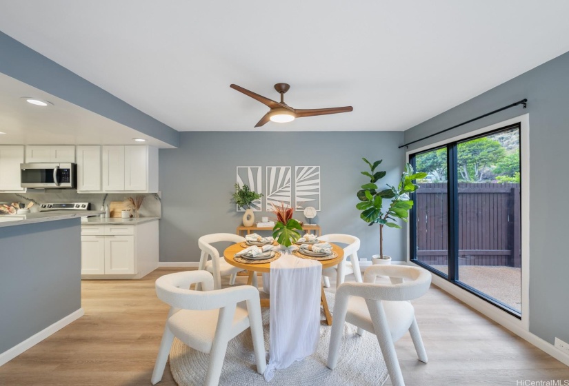 Bright dinning room