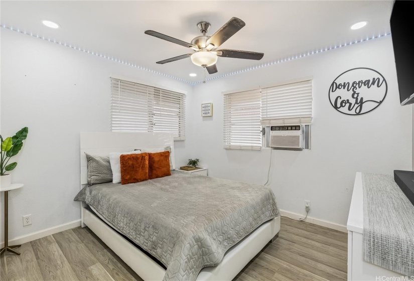 Upstairs Primary bedroom 3 with en suite bathroom