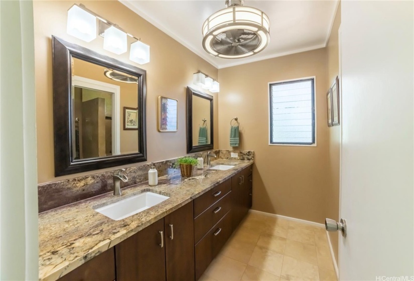 Double Vanity in Master Bathroom