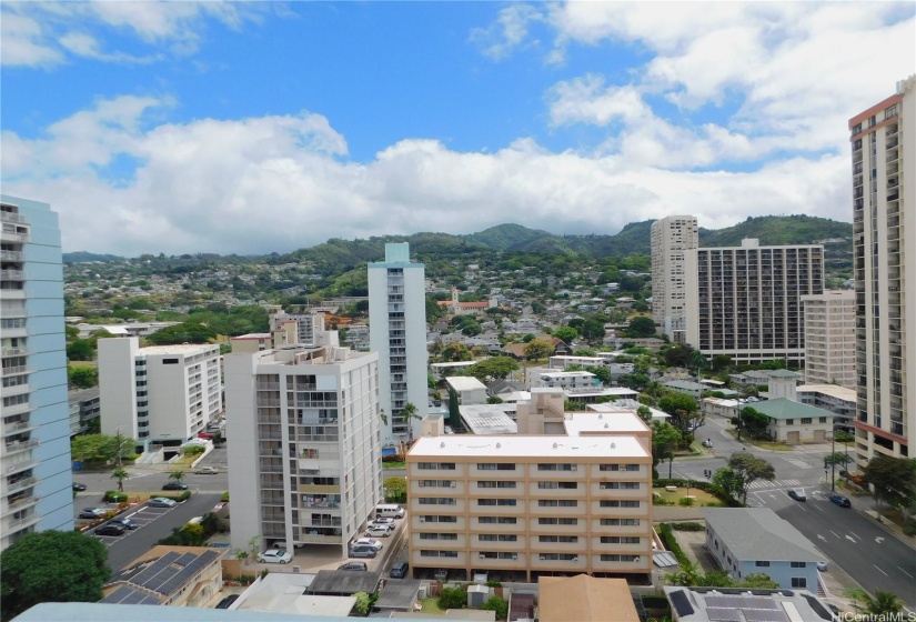 Mountain orientation from the corridor.  Unobstructed - mauka trade winds provide cooling cross-ventilation.