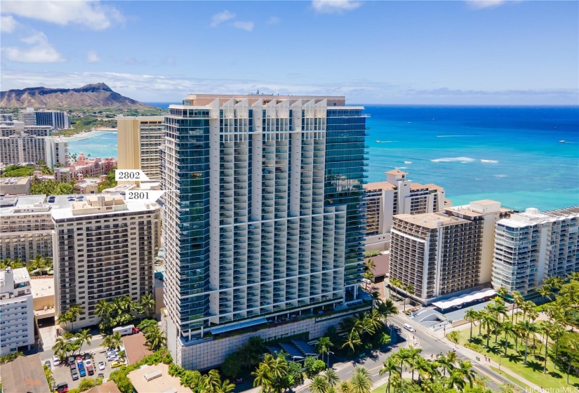 Ka La'i Waikiki Beach, LXR Hotels & Resorts is located in heart of Waikiki