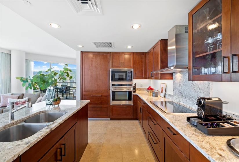 Spacious kitchen