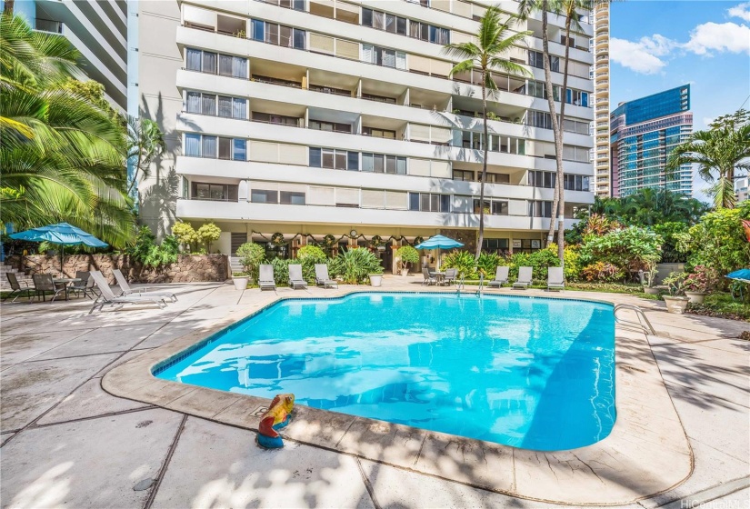 pool view facing unit 703 A building