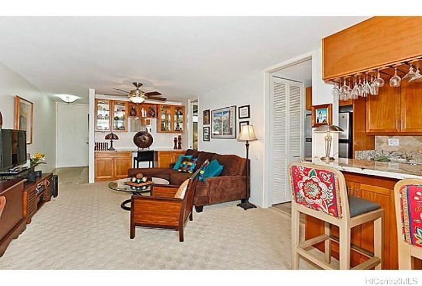 Living room and desk/work area from lanai