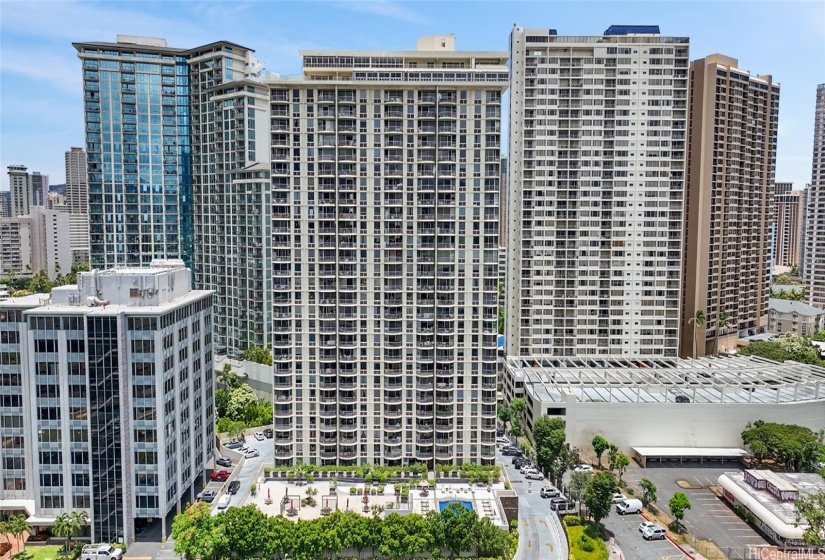 1717 Ala Wai #1203