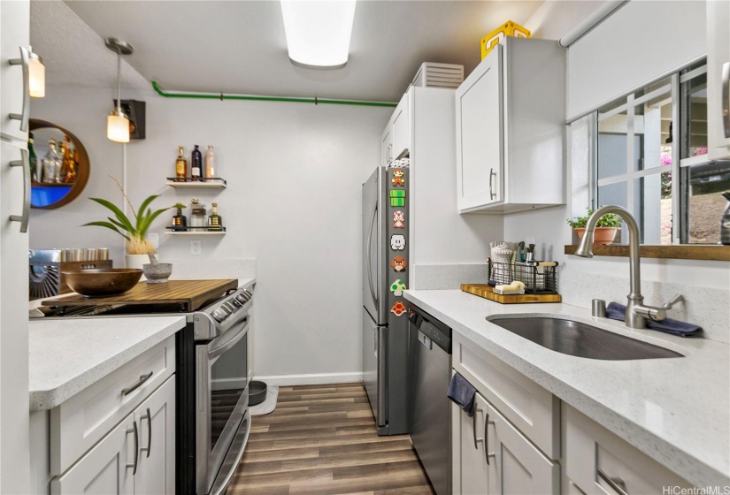 Updated kitchen at Makakilo Cliffs unit.