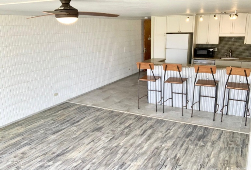 Open concept kitchen/living room