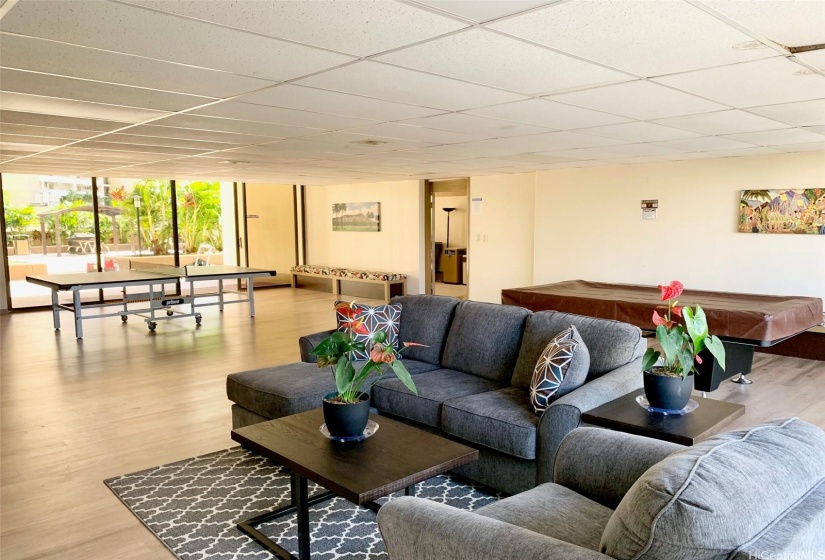 Lounging area on 7th floor recreation deck