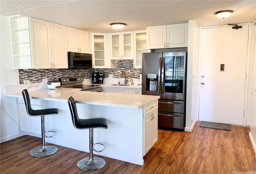 Open concept kitchen/living room