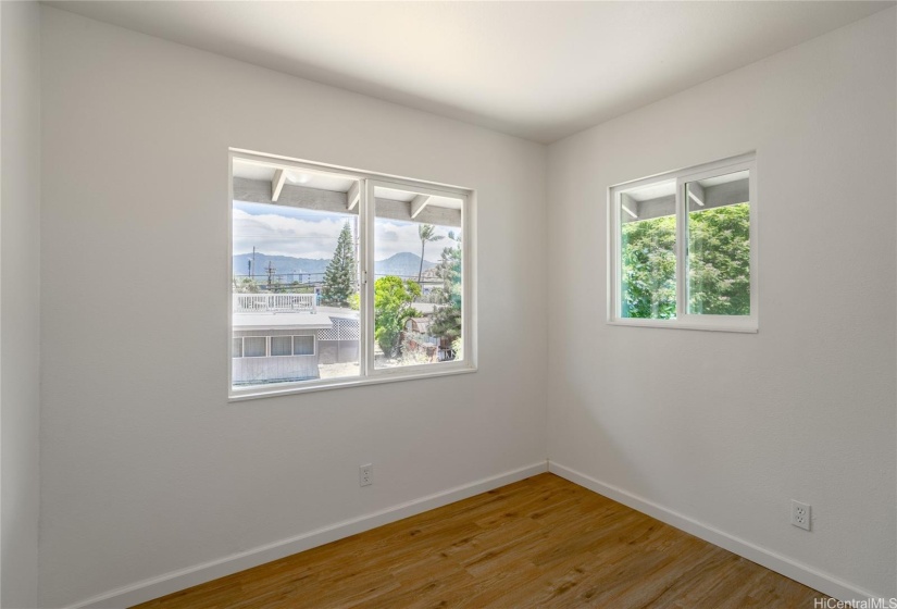 One of the spare bedrooms in the mauka unit.