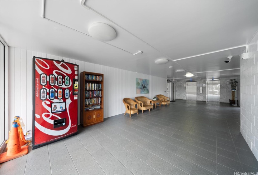 Lobby from the Alexander St entry.