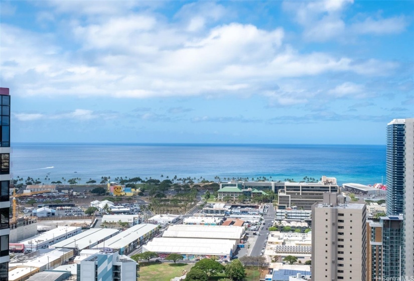 Ocean view from the right side of the lanai area.