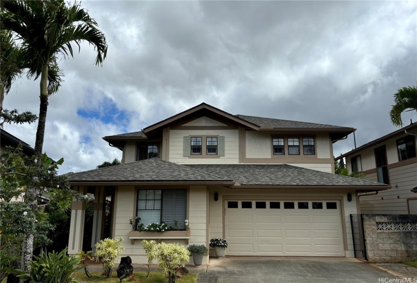 Located in the Kapanoe Community at the top of Mililani Mauka, this home has a brand new roof.