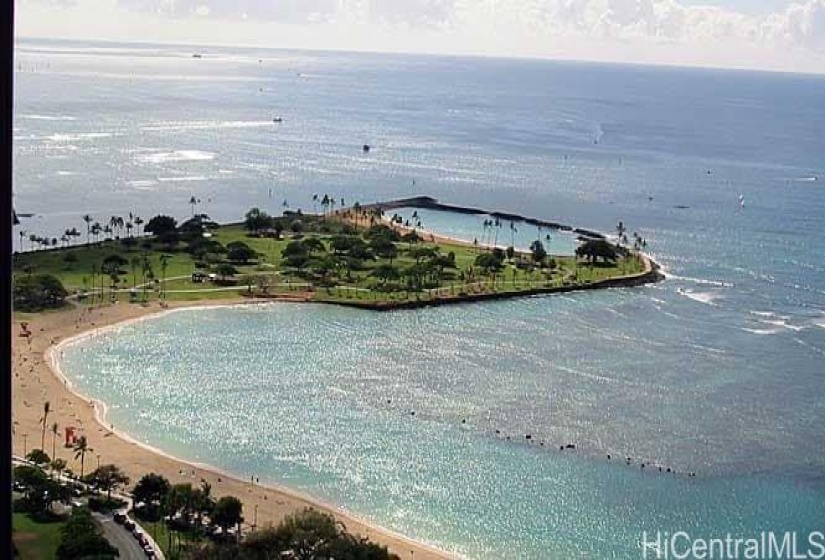 Magic Island Lagoon located nearby to the Ala Moana Hotel.