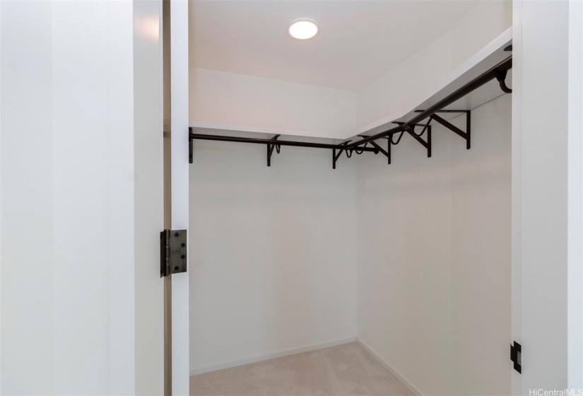 Walk-in Closet