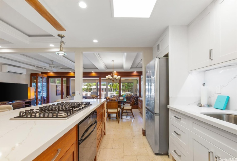 Smooth flow form open kitchen, dinning room to waterfront