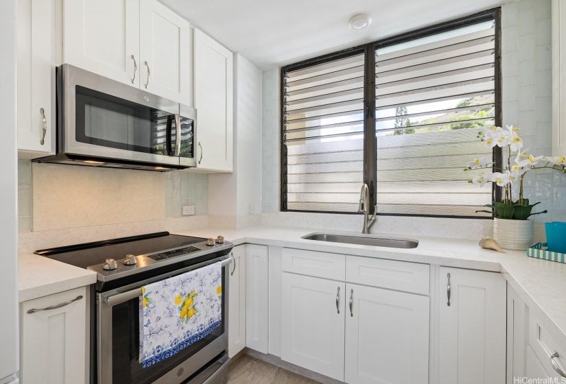 Remodeled and Bright Kitchen.