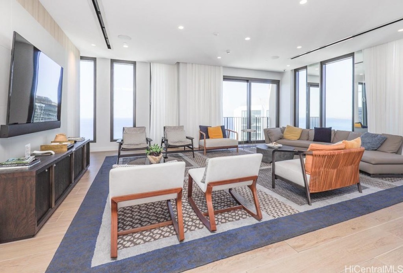 Spacious Level 42 Living Room Amenity