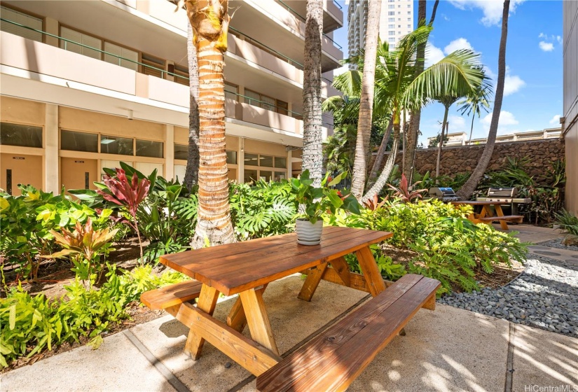 Common sitting area of Tradewinds Hotel