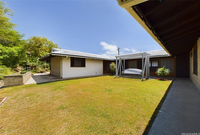 Outdoor entertainment area