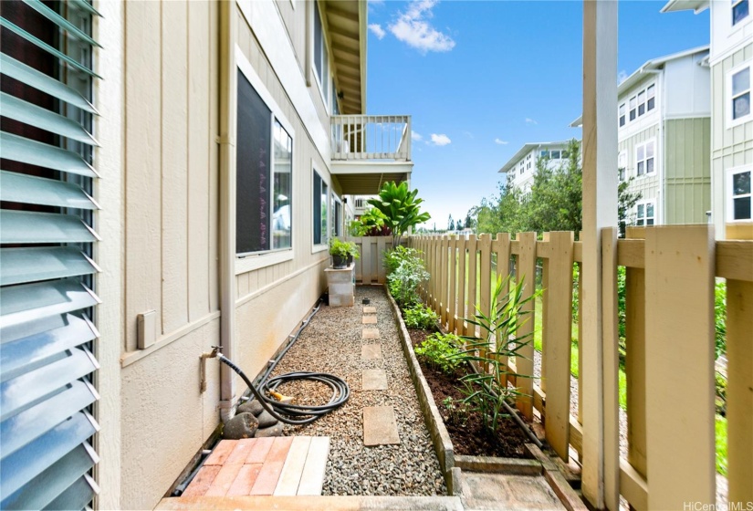 Spacious lanai, can be used for gardening or storage.