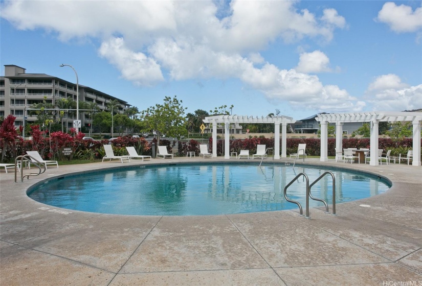 Outdoor swimming pool allows for more social space or relaxing moments lounging at the end of the day or on weekends.