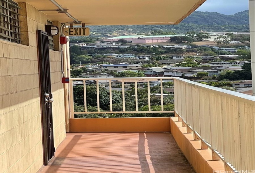 End unit hallway view