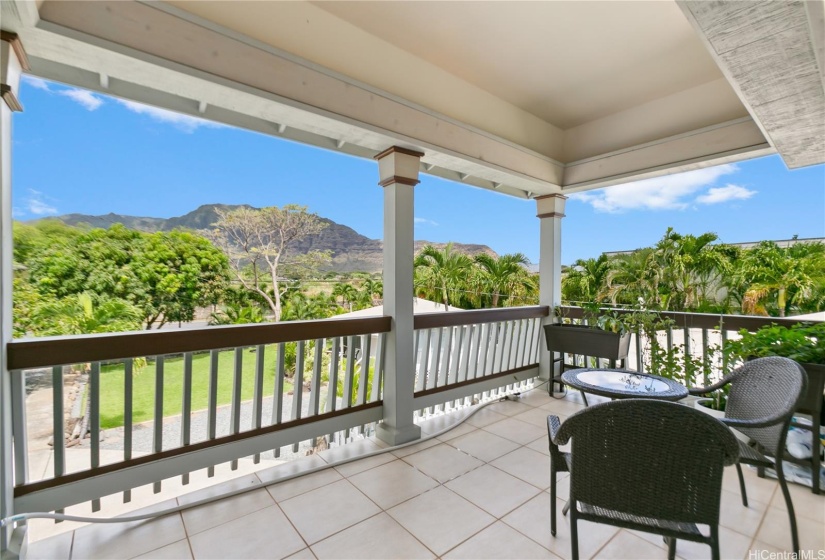 Studio back deck mountain views Makaha Hawaii.