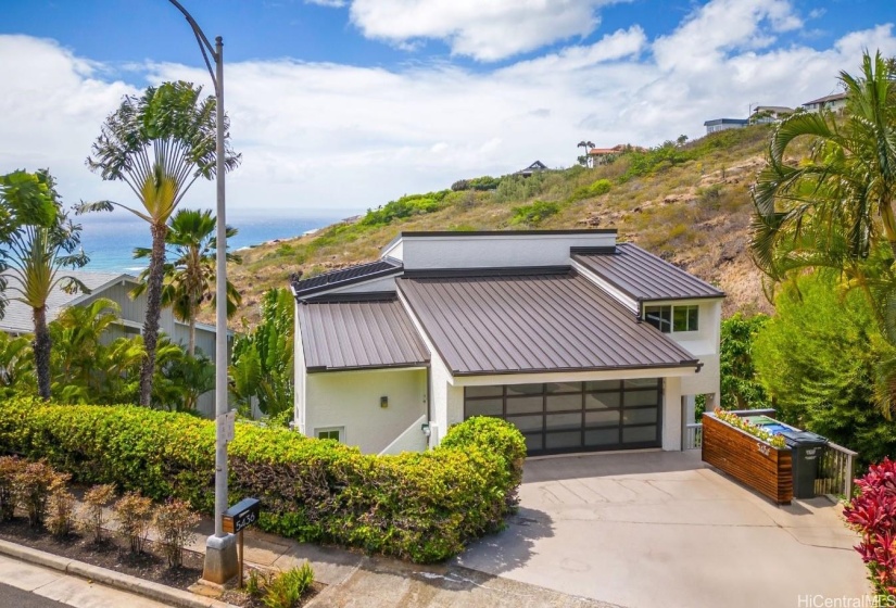 Meticulously maintained home with expansive ocean views in Waialae Iki; extensively renovated from roof to foundation!