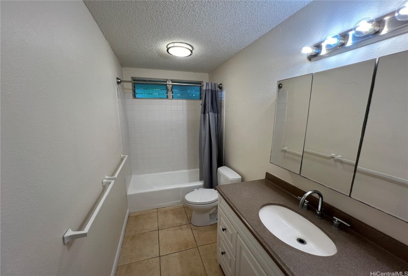 1st Floor Bathroom