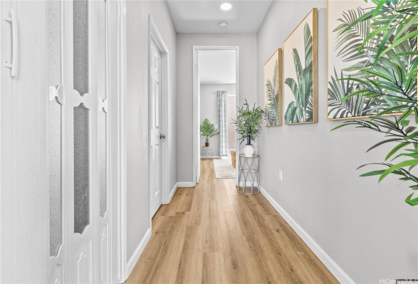 Hallway to primary bedroom