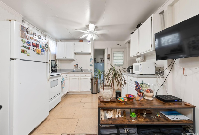 306 Downstairs Kitchen